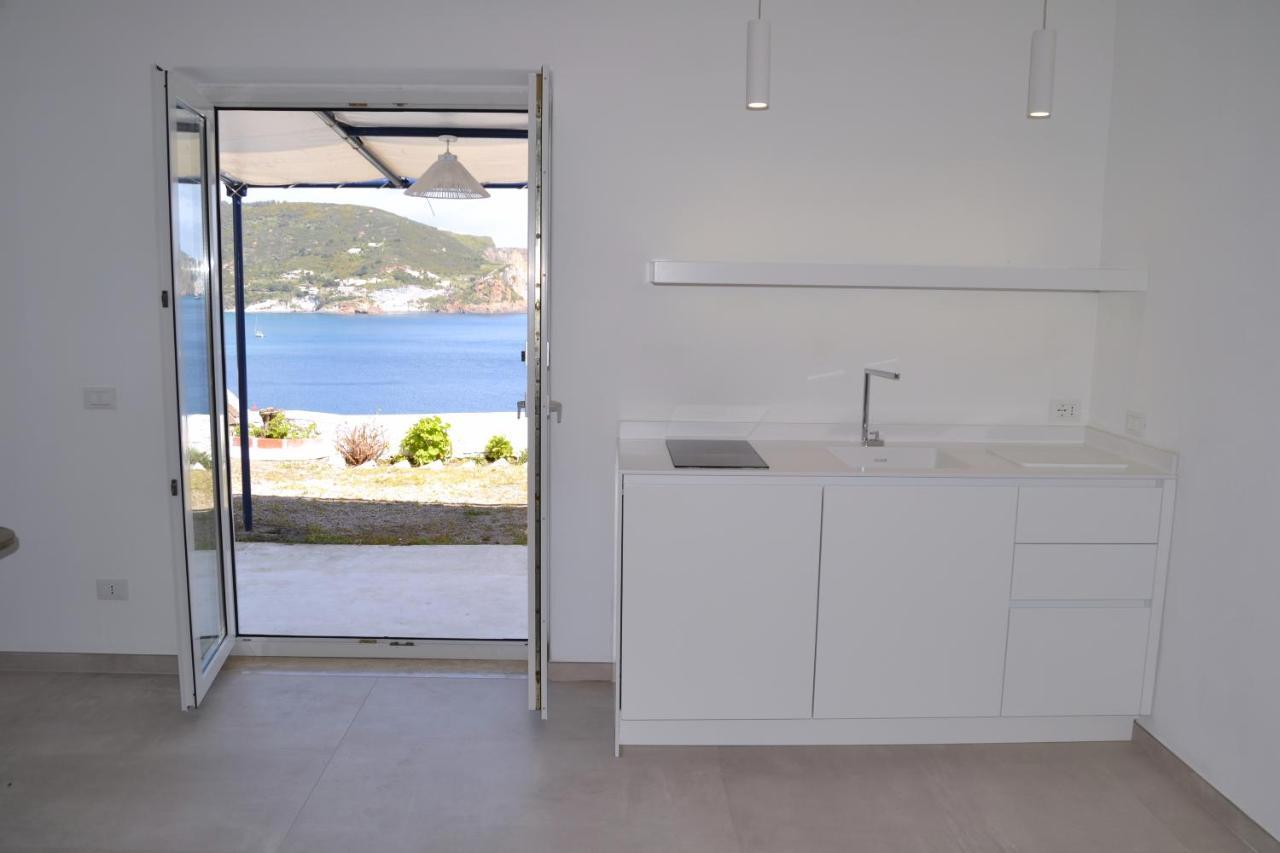 Maridea - Les Suites Du Soleil Ponza Exterior photo